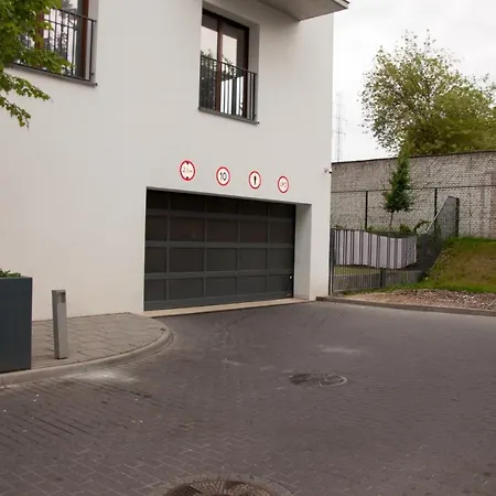 Business Magazynowa 11a Apartmán